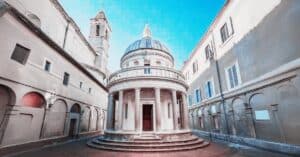 El Templete de San Pietro in Montorio: Un santuario donde la piedra abraza lo eterno